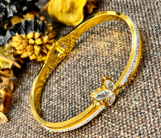 Golden bracelet